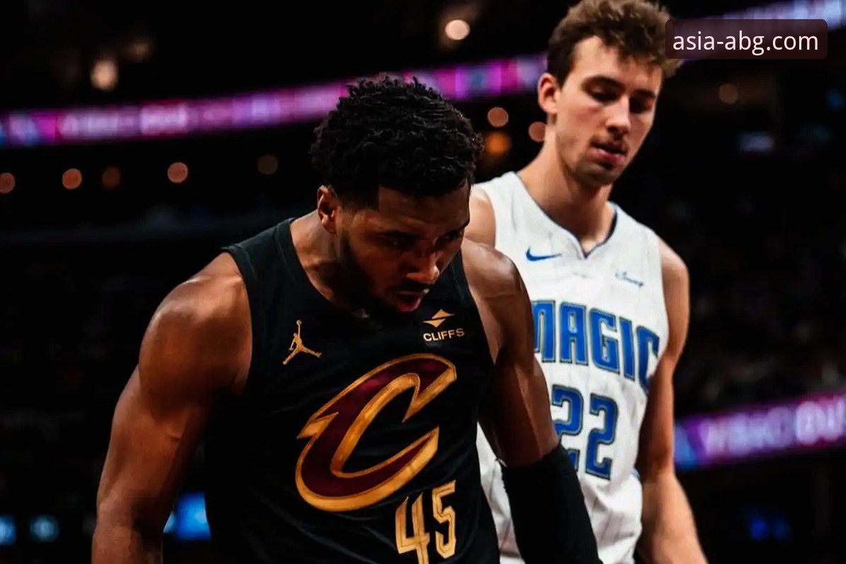 米切尔42分 vs 班凯罗36分：一场球星对轰背后的平台选择