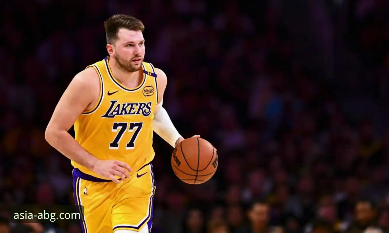 湖人客场力克步行者：一场进攻盛宴的战术细节与数据深度解析